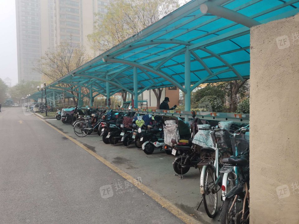 金正缔景城